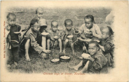 China - Kowloon - Chinese Boys At Dinner - Chine