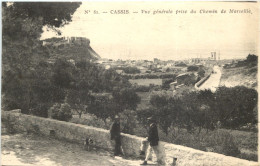 Cassis, Vue Generale Prise Du Chemin De Marseille - Cassis