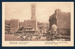 Jérusalem. La Porte De Jaffa. La Tour De L'horloge. Le Grand New Hotel. Scène De Vie Avec Voitures Années 30 Et Calèches - Palestina