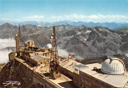 65 Bagnères-de-Bigorre Le PIC DU MIDI L'Observatoire Devant La Chaine Des Pyrénées (Scan R/V) N° 40 \MS9002 - Bagneres De Bigorre