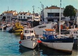 17 LA FLOTTE EN Ré Le Port L'hotel Le Français (Scan R/V) N° 29 \MS9017 - Ile De Ré