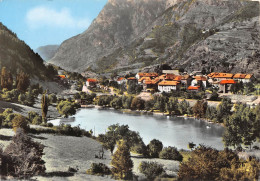 04 LAUZET-SUR-UBAYE Vue Générale Panoramique (Scan R/V) N° 23 \MS9013 - Castellane