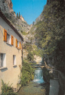 04 MOUSTIERS SAINTE MARIE Maison De La Source (Scan R/V) N° 22 \MS9011 - Andere & Zonder Classificatie