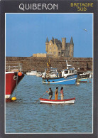 56 QUIBERON Chalutiers SARDINIERS Devant Le Chateau De BEG-ER-LAN (Scan R/V) N° 16 \MS9028 - Quiberon