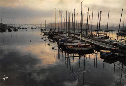 56 LA TRINITE-SUR-MERport Et Pont De Kerisper (Scan R/V) N° 17 \MS9035 - La Trinite Sur Mer