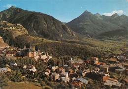 05 Briançon Vue Générale De La Collégiale (Scan R/V) N° 18 \MS9060 - Briancon