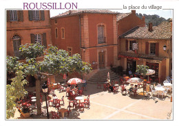 84 ROUSSILLON La Place Du Village (Scan R/V) N° 2 \MS9077 - Apt