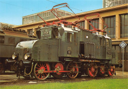 GUTERZUG Lokomotive Radebeul Berlin HEILBRONN (Scan R/V) N° 8 \MS9072 - Gares - Avec Trains