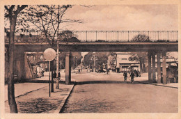 08 Charleville-Mézières Pont De Chemin De Fer Et Entrée Du Cour A.Briand (Scan R/V) N° 39 \MS9070 - Charleville