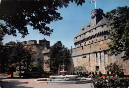 35 SAINT-MALO La Fontaine Devant Le Chateau (Scan R/V) N° 23 \MS9084 - Saint Malo