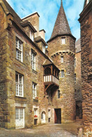 35 SAINT-MALO Maison De La Duchesse Cour De La Houssaye (Scan R/V) N° 9 \MS9084 - Saint Malo