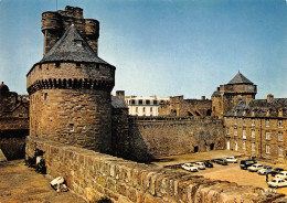 35 SAINT-MALO Le Chateau (Scan R/V) N° 25 \MS9084 - Saint Malo