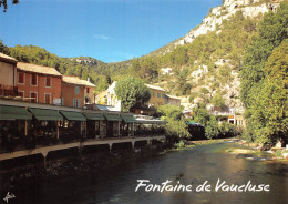 84 Fontaine-de-Vaucluse La Sorgue Le Quai (Scan R/V) N° 4 \MS9079 - L'Isle Sur Sorgue