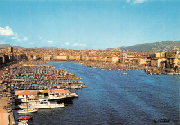 13 MARSEILLE Le Vieux Port Vue Générale (Scan R/V) N° 67 \MS9092 - Vieux Port, Saint Victor, Le Panier