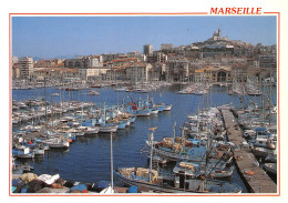 13 MARSEILLE Le Vieux Port Les Chalutiers Et Les Yachts (Scan R/V) N° 60 \MS9092 - Oude Haven (Vieux Port), Saint Victor, De Panier