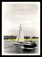 14 - TROUVILLE - BATEAUX ET LA JETEE -TIRAGE PHOTO ORIGINAL, BON A TIRER DE LA CP SEMI-MODERNE FORMAT 10x15 - Trouville