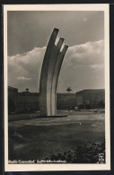 AK Berlin-Tempelhof, Luftbrückendenkmal  - Tempelhof