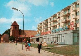 73944042 Sulecin_Zielenzig_PL Plac Stefana Czarnieckiego W Glebi Gotycki Kosciol - Poland