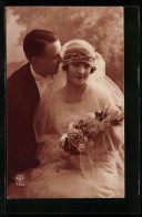 Foto-AK A. Noyer Nr. 4410: Junges Brautpaar In Hochzeitskleidung  - Photographie