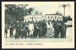 CPA Dahomey, Un Groupe De Chefs A Abomey, Menschen En Costume Typique  - Non Classés