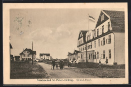 AK St. Peter-Ording, Nordseebad, Strassenpartie Mit Strand-Hotel  - St. Peter-Ording