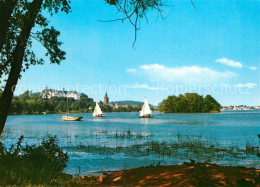 73248219 Ploen See Partie Am See Blick Zum Schloss Naturpark Holsteinische Schwe - Plön