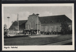 AK Liegnitz, Bahnhof Vom Vorplatz Aus Gesehen  - Schlesien