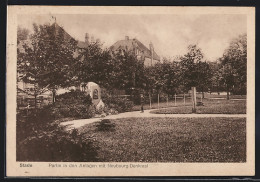 AK Stade, Partie In Den Anlagen Mit Neubourg-Denkmal  - Stade