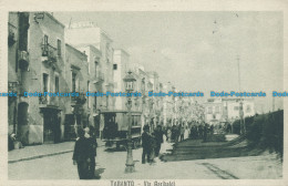 R038918 Taranto. Via Garibaldi. B. Hopkins - World