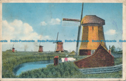 R038320 Dutch Windmills - Welt