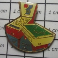 1818A Pin's Pins / Beau Et Rare / JEUX / BAILLY FLIPPER BILLARD - Games