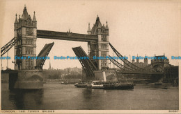 R039034 London. Tower Bridge. Photochrom Co 30687 - Other & Unclassified