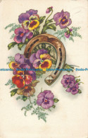 R038404 Old Postcard. Horseshoe And Flowers. 1954 - World