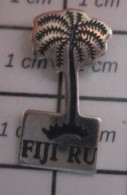 1818A Pin's Pins / Beau Et Rare / MARQUES / FIJI RU COCOTIER - Marche