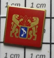 1818A Pin's Pins / Beau Et Rare / MARQUES / MARQUE INCONNUE BLASON AVEC 2 LIONS HERALDIQUES - Marcas Registradas