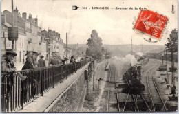 87 LIMOGES - Avenue De La Gare, Passage D'un Train  - Limoges