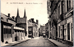 61 LA FERTE MACE - La Rue De La Victoire.  - Andere & Zonder Classificatie