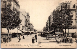 44 SAINT NAZAIRE - La Rue De L'amiral Courbet.  - Saint Nazaire