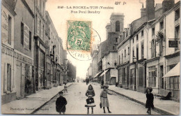 85 LA ROCHE SUR YON - Rue Paul Baudry  - La Roche Sur Yon