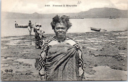 MAYOTTE - Type De Femme Local. - Mayotte