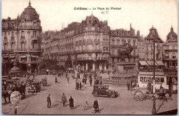 45 ORLEANS - La Place Du Martroi. - Orleans