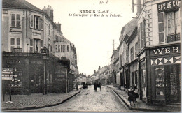 77 NANGIS - Le Carrefour & Rue De La Poterie. - Nangis
