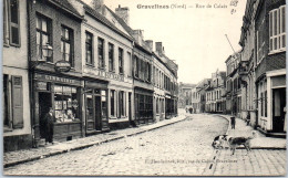 59 GRAVELINES - Un Coin De La Rue De Calais. - Gravelines