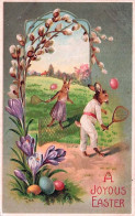  A JOYOUS EASTER - Joyeuses Paques - Illustrateur   - Lapins  Humanisés Jouant Au Tennis  - Carte Gauffrée - Pasen
