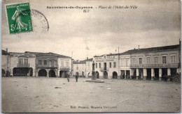 33 SAUVETERRE DE GUYENNE - Place De L'hotel De Ville. - Autres & Non Classés