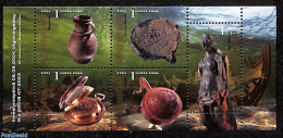 Finland 2004 Archeology 5v, Mint NH, History - Archaeology - Ungebraucht