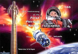 Gambia 2011 First Person In Space S/s, Mint NH, Transport - Space Exploration - Gambie (...-1964)