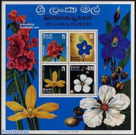 Sri Lanka (Ceylon) 1976 Flowers S/s, Unused (hinged), Nature - Flowers & Plants - Sri Lanka (Ceylan) (1948-...)