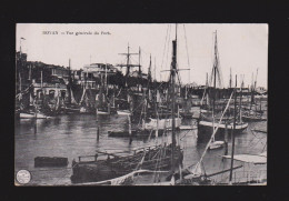 CPA - 17 - Royan - Vue Générale Du Port - Circulée - Royan