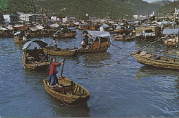 X114458 CHINE CHINA HONG KONG A FISHING GIRL AT ABERDEEN - Chine (Hong Kong)